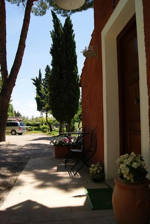 Villa Del Sole Сан-Джиминьяно Номер фото
